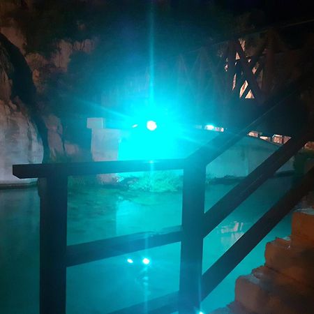 Hotel Avra ネア・エピダヴロス エクステリア 写真