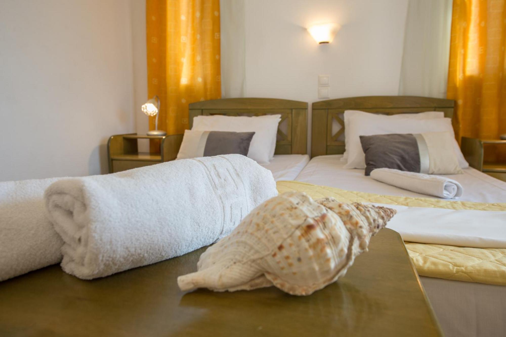 Hotel Avra ネア・エピダヴロス エクステリア 写真
