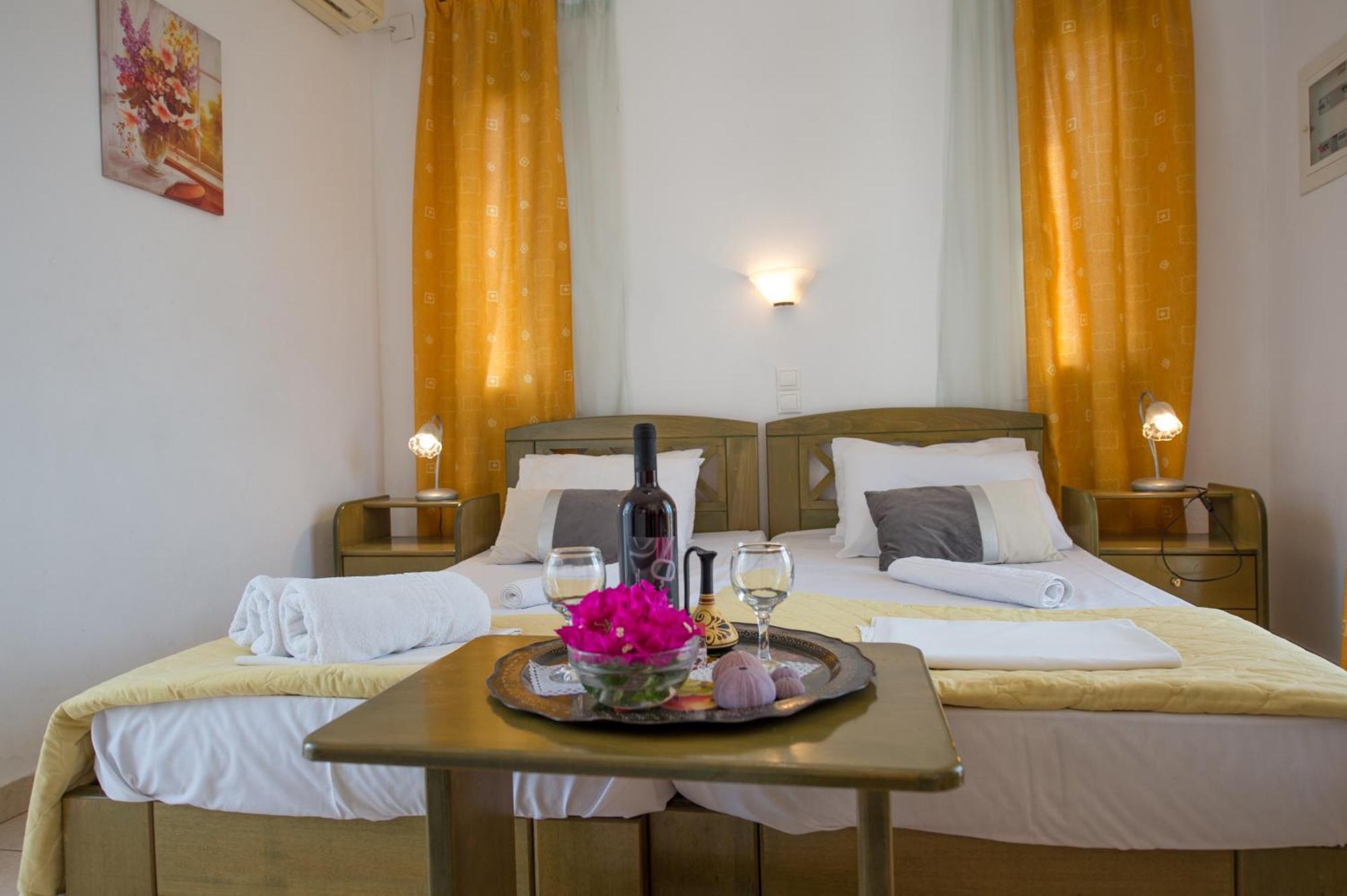 Hotel Avra ネア・エピダヴロス エクステリア 写真